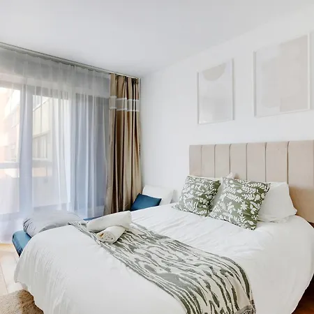 à 1 Minute Du Métro Et Parking Privé Apartamento París