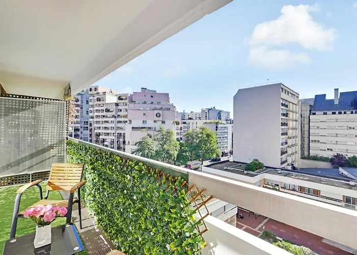 Apartamento à 1 Minute Du Métro Et Parking Privé *